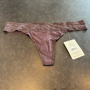 NWT Tommy John Second Skin lace waist panty size Small